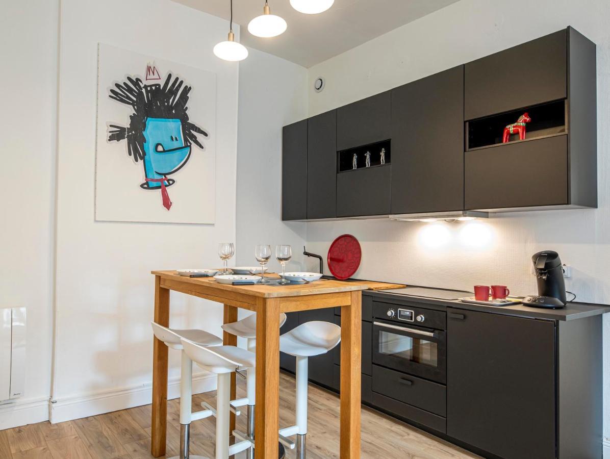 Coeur De Ville, Magnifique Appartement + Parking Pau Exterior foto